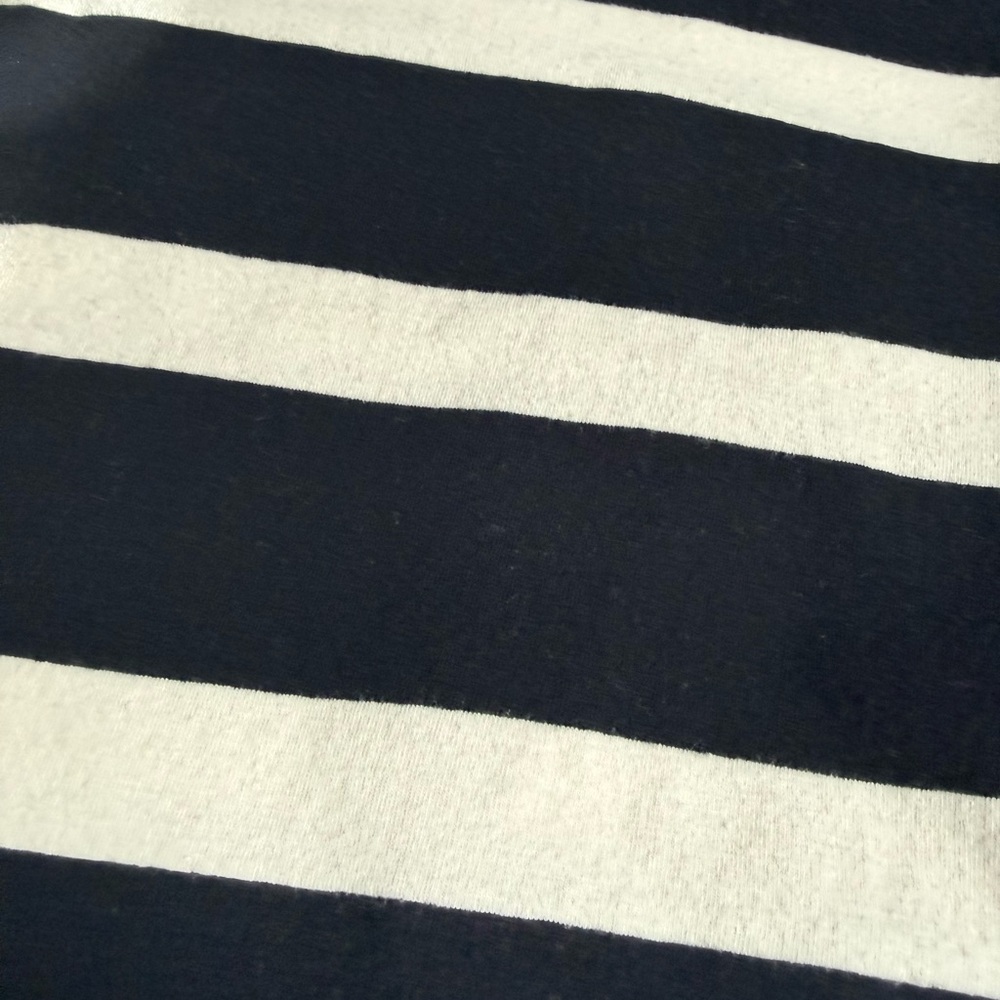 Abercrombie & Fitch Short-Sleeve Cotton-Blend Seamless
Fabric Crew Bodysuit - Picture 3 of 7